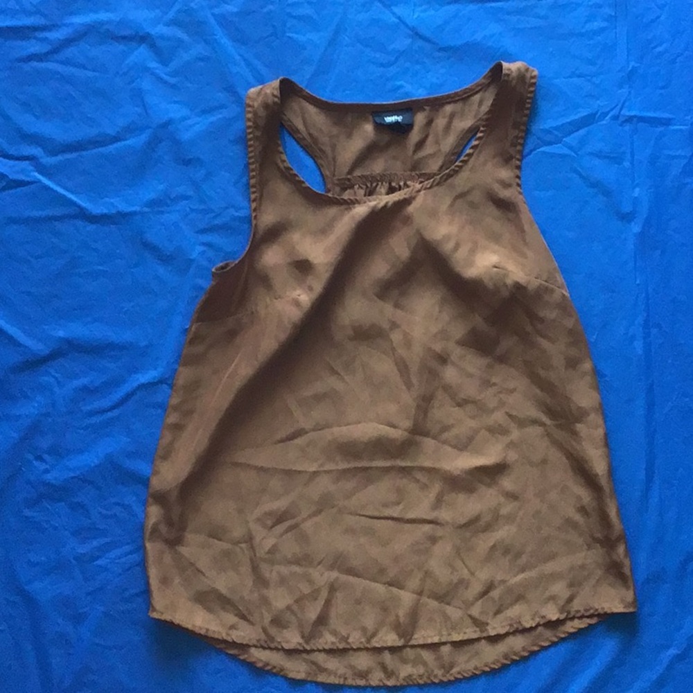 Brown flowy top